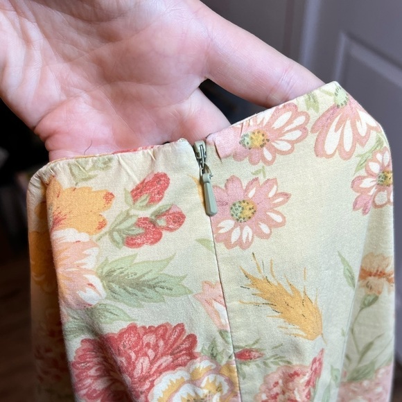 Lauren Ralph Lauren VNTG Mid-rise Floral Cropped Pants - Picture 4 of 4